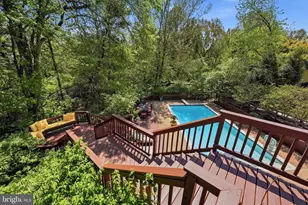 10204 Yellow Pine Dr, Vienna, VA 22182 - Photo 89