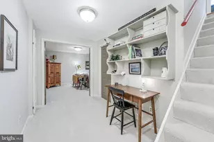 11686 Stockbridge Ln, Reston, VA 20194 - Photo 39