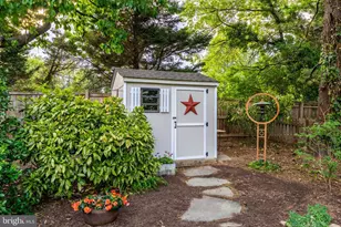11686 Stockbridge Ln, Reston, VA 20194 - Photo 49
