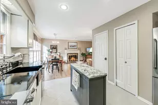 11686 Stockbridge Ln, Reston, VA 20194 - Photo 17
