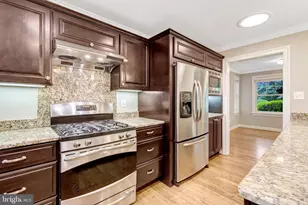 4510 Rhett Ln, Fairfax, VA 22030 - Photo 13