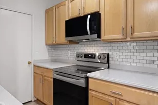 3912 Penderview Dr, Fairfax, VA 22033 - Photo 9