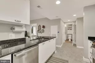 2451 Midtown Ave, Alexandria, VA 22303 - Photo 9