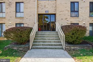 2322 Freetown Ct, Reston, VA 20191 - Photo 29