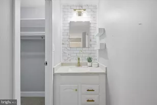 2322 Freetown Ct, Reston, VA 20191 - Photo 23