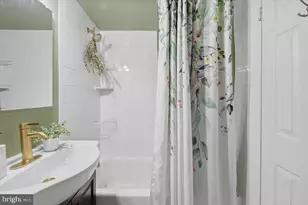 2322 Freetown Ct, Reston, VA 20191 - Photo 19