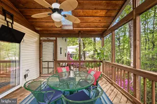 10906 Carters Oak Way, Burke, VA 22015 - Photo 35
