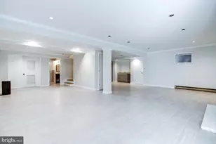 8500 Brook Rd, McLean, VA 22102 - Photo 41