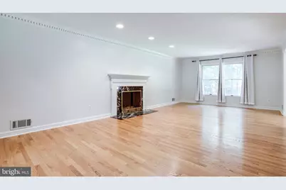[Address not provided], McLean, VA 22102 - Photo 5
