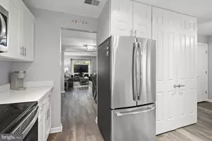 9053 Armendown Dr, Springfield, VA 22152 - Photo 17