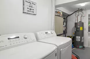 9053 Armendown Dr, Springfield, VA 22152 - Photo 49