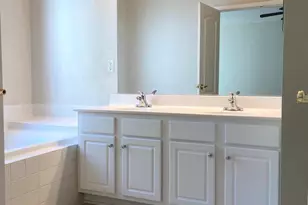 12646 Heron Ridge Dr, Fairfax, VA 22030 - Photo 21