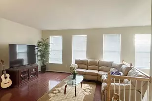 12646 Heron Ridge Dr, Fairfax, VA 22030 - Photo 3