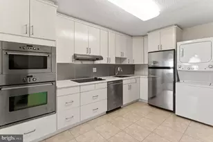 5903 Mt Eagle Dr, Alexandria, VA 22303 - Photo 27