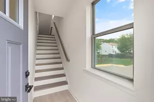 6230 Folly Ln, Alexandria, VA 22315 - Photo 9
