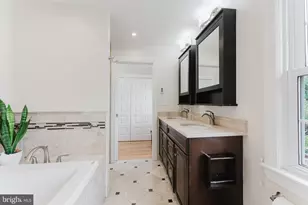 9923 Marquand Dr, Burke, VA 22015 - Photo 37