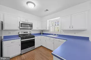 7730 Shootingstar Dr, Springfield, VA 22152 - Photo 15