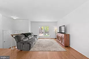 7730 Shootingstar Dr, Springfield, VA 22152 - Photo 7