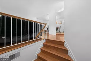 7730 Shootingstar Dr, Springfield, VA 22152 - Photo 5
