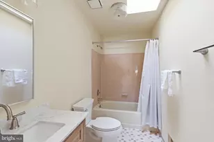 6423 John Jackson Ct, Fairfax Station, VA 22039 - Photo 37