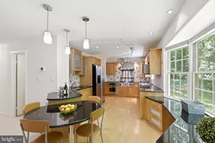 6423 John Jackson Ct, Fairfax Station, VA 22039 - Photo 17