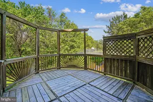 4666 Flatlick Branch Dr, Chantilly, VA 20151 - Photo 5