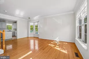 4666 Flatlick Branch Dr, Chantilly, VA 20151 - Photo 7