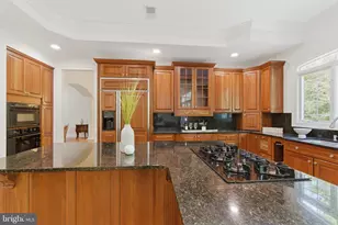 1401 Hidden Hill, Vienna, VA 22182 - Photo 23