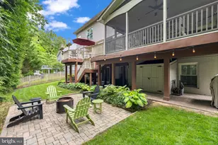 8323 Argent Cir, Fairfax Station, VA 22039 - Photo 3