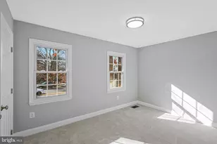 12016 Trossack Rd, Herndon, VA 20170 - Photo 11
