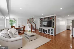 6634 Harriett St, Falls Church, VA 22042 - Photo 5
