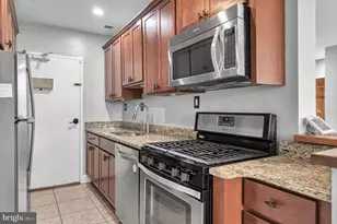 6631 Wakefield Dr, Alexandria, VA 22307 - Photo 11