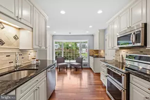 5015 Gadsen Dr, Fairfax, VA 22032 - Photo 11