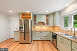 10101 Jaydee Blvd, Fairfax Station, VA 22039 - Photo 23