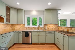 10101 Jaydee Blvd, Fairfax Station, VA 22039 - Photo 21