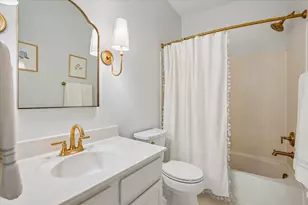7850 Locust Leaf Ln, Alexandria, VA 22315 - Photo 19