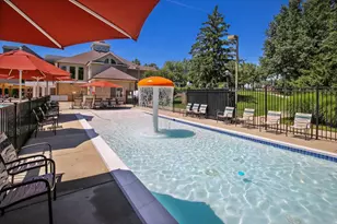 7850 Locust Leaf Ln, Alexandria, VA 22315 - Photo 39