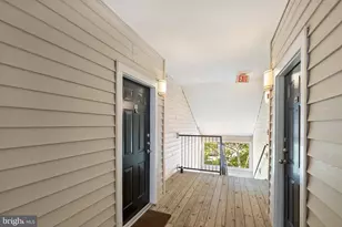 11381 Aristotle Dr, Fairfax, VA 22030 - Photo 5