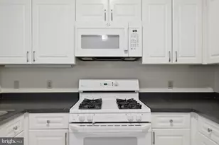 1625 International Dr, McLean, VA 22102 - Photo 33