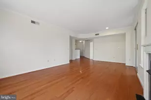 1625 International Dr, McLean, VA 22102 - Photo 13