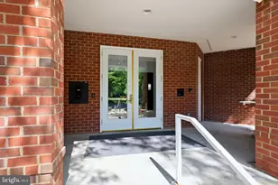 1625 International Dr, McLean, VA 22102 - Photo 3