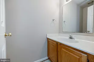 3731 Roxbury Ln, Alexandria, VA 22309 - Photo 9
