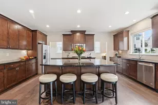 9223 Clementine Ct, Lorton, VA 22079 - Photo 9