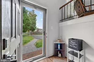 1245 Wilshire Dr, Herndon, VA 20170 - Photo 5