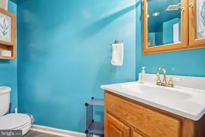 6660 Debra Lu Way, Springfield, VA 22150 - Photo 23