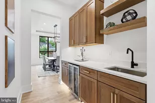 901 Meadow Ln SW, Vienna, VA 22180 - Photo 13
