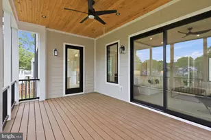 901 Meadow Ln SW, Vienna, VA 22180 - Photo 41