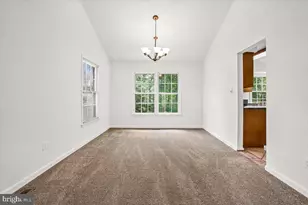14408 Rockymount Ct, Centreville, VA 20120 - Photo 11