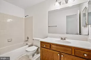 14408 Rockymount Ct, Centreville, VA 20120 - Photo 35
