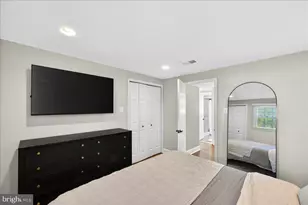 4112 Majestic Ln, Fairfax, VA 22033 - Photo 29